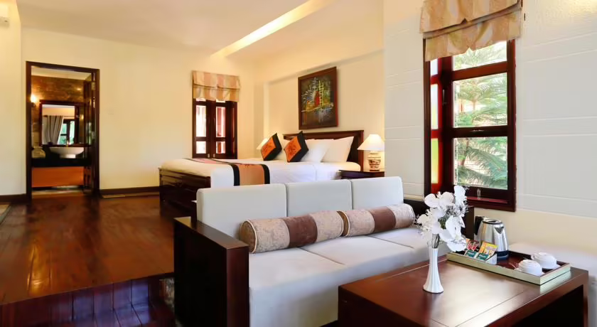MERCURE ROYAL
