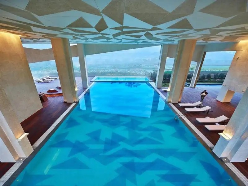 VIVANTA BY TAJ DWARKA