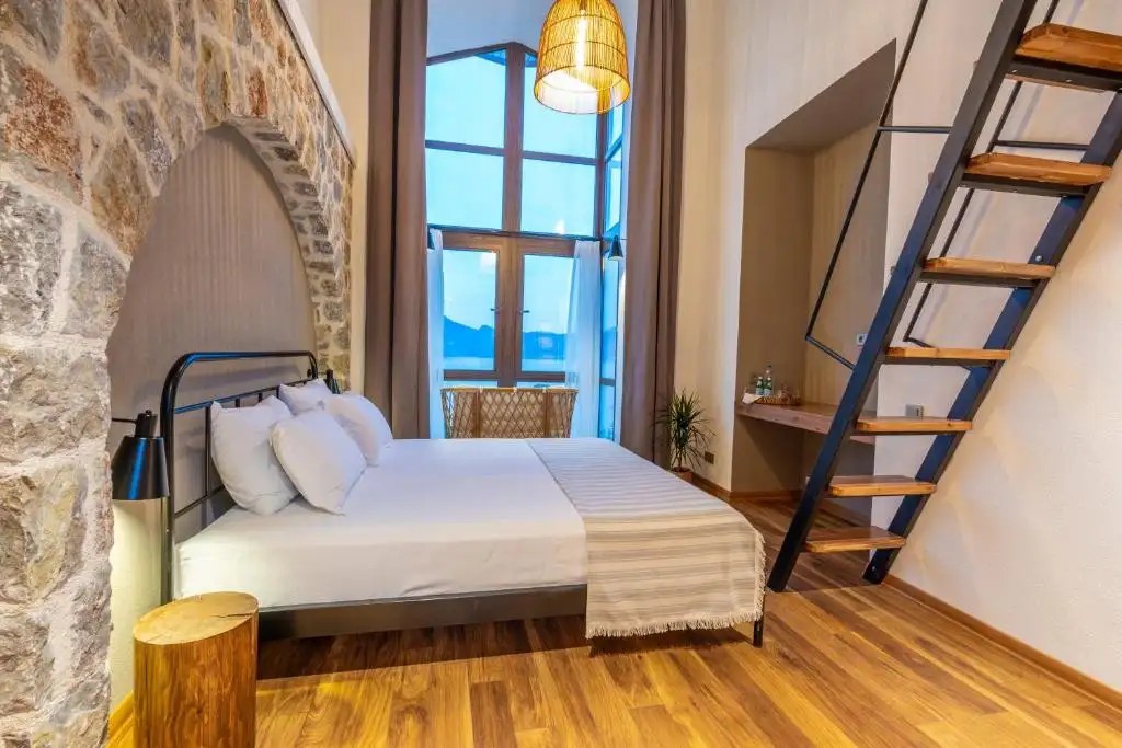 BOHO GARDEN SELIMIYE BOUTIQUE