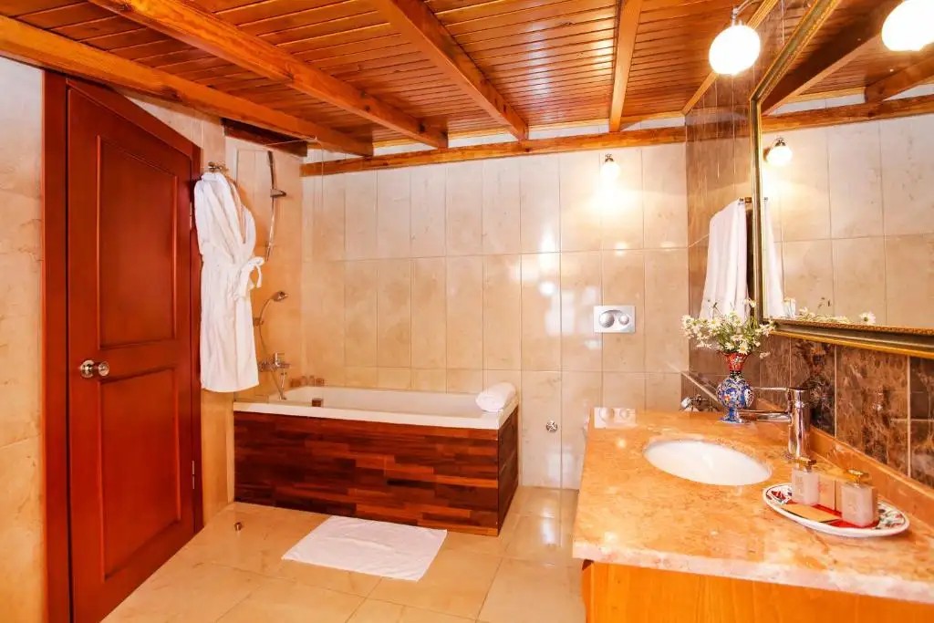 ERGUVAN HOTEL