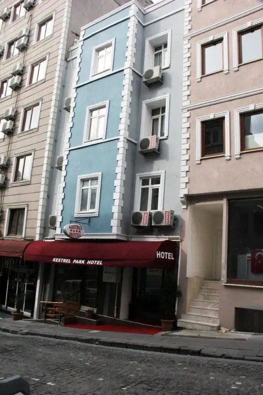 KESTREL PARK HOTEL