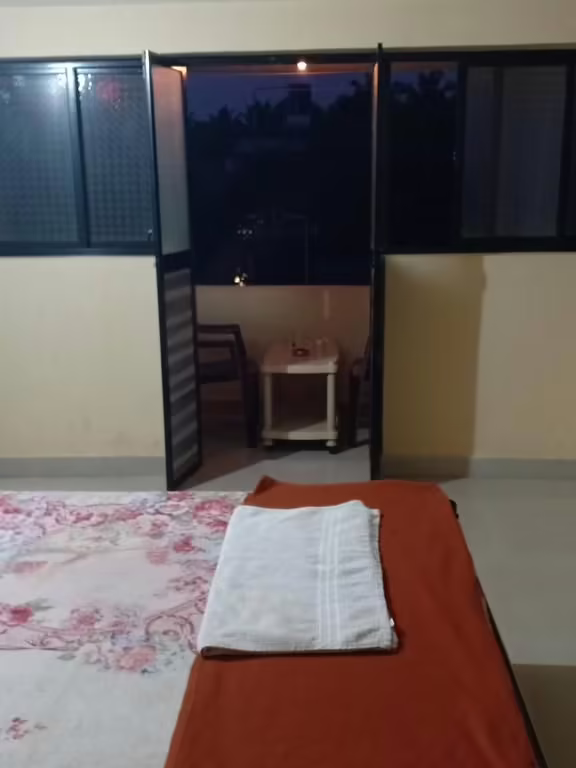 SHIV SHANKAR GUEST HOUSE
