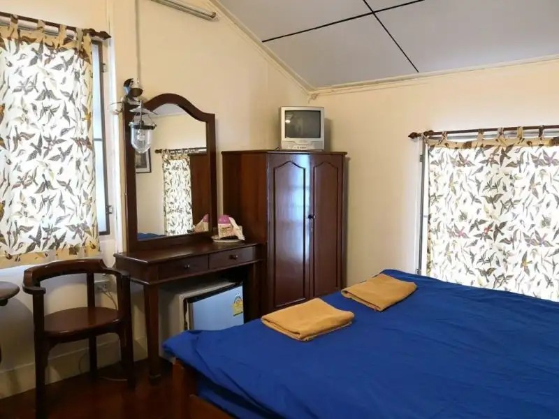 BAAN SOMBOON GUESTHOUSE