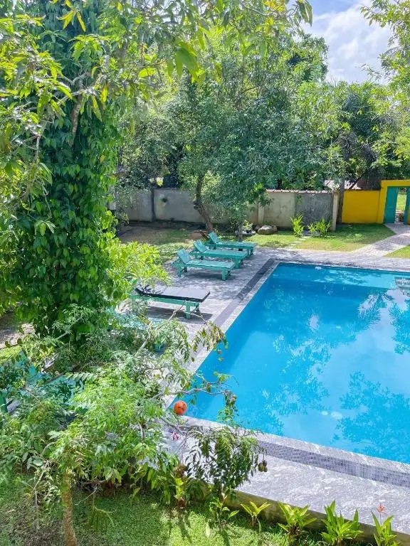 EASY LIVING GUEST HOUSE