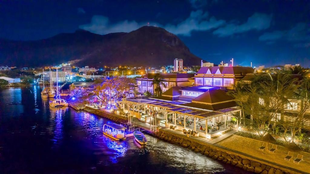 LE SUFFREN HOTEL & MARINA