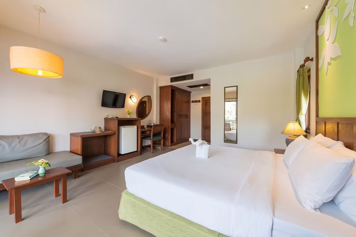THE LEAF OCEANSIDE BY KATATHANI RESORT