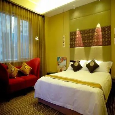 HOLIDAY INN DOWNTOWN BEIJING