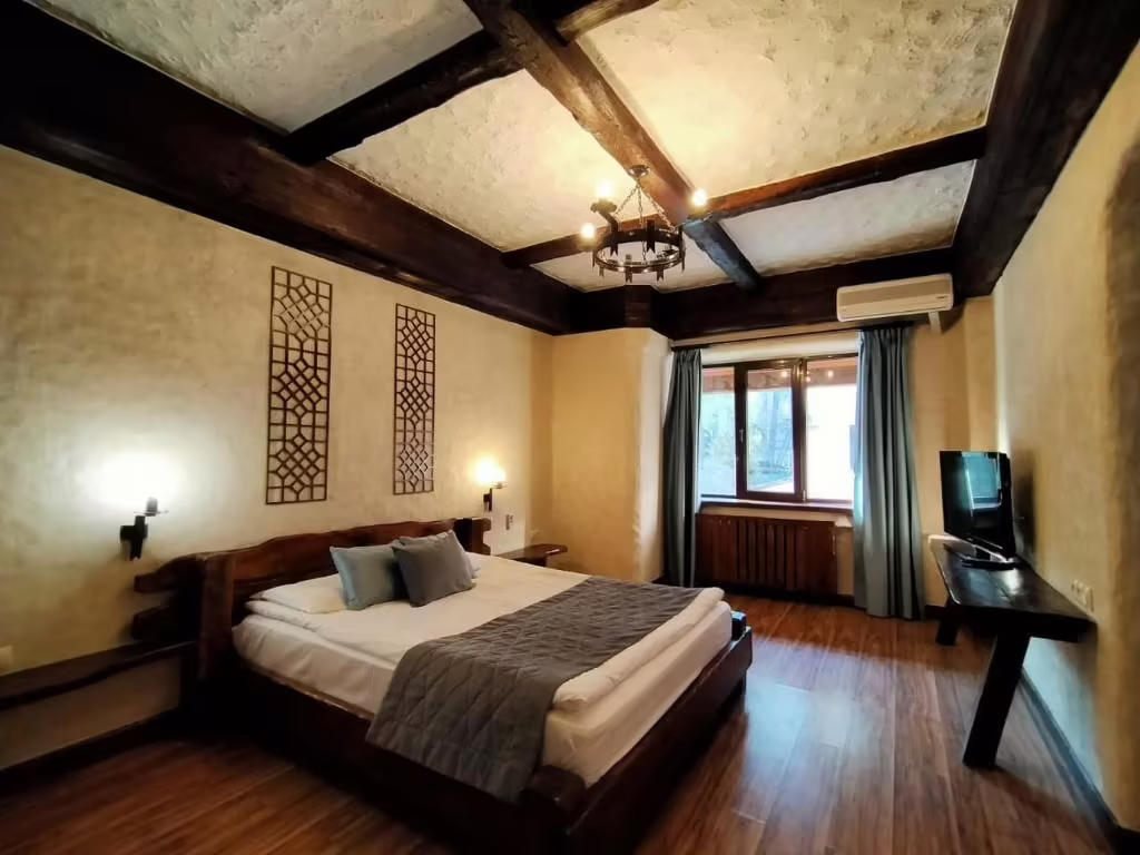 SARAISHYQ HOTEL (САРАЙШЫК) 