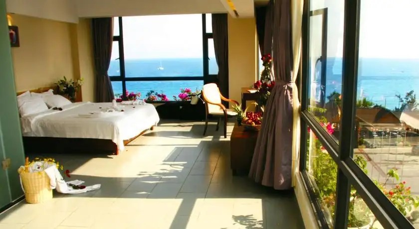 SANYA FOUR SEA VIEW HOTEL