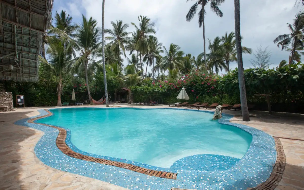 SAMAKI LODGE