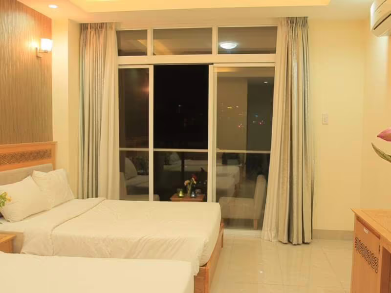 SOPHIA SKY HOTEL (EX. SAPPHIRE HOTEL)