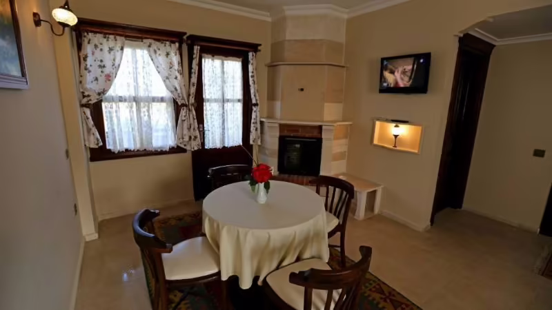 NERISSA HOTEL