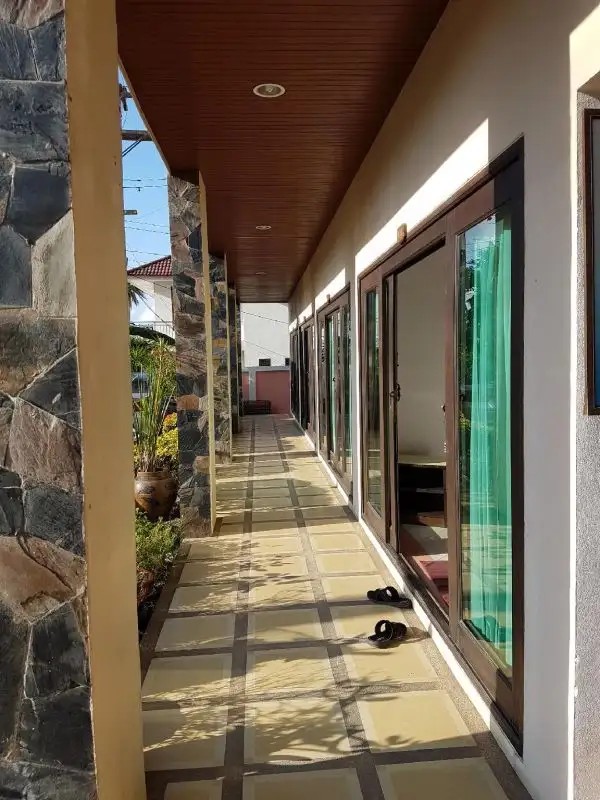 MM HOUSE