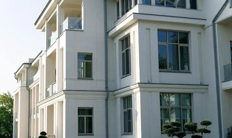 GRAND ROYAL RESIDENCES