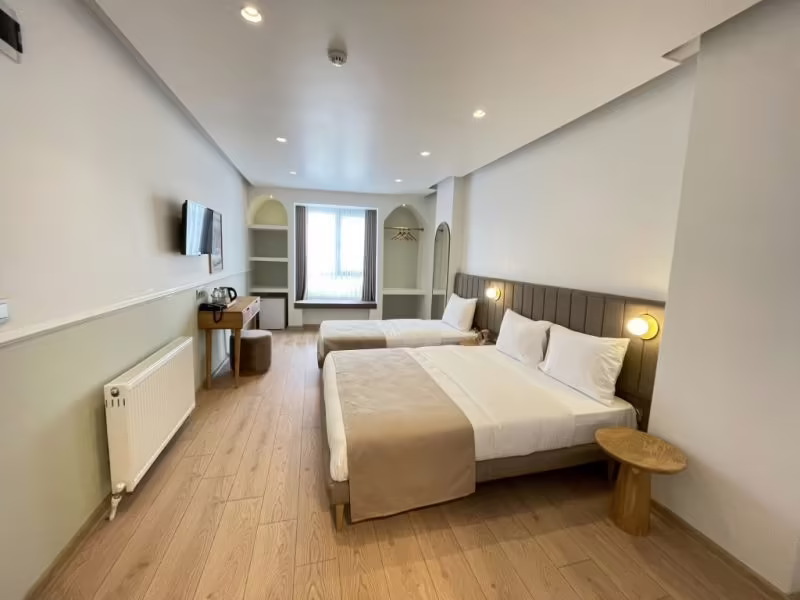 MESHK AIRPORT HOTEL