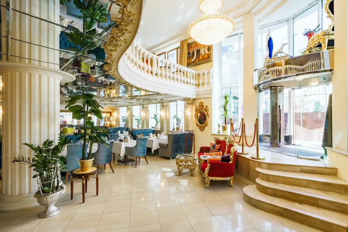 THE ROOMS BOUTIQUE HOTEL (БЫВШ. GOLDEN ROOMS)