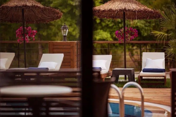 ARWEN HOTEL