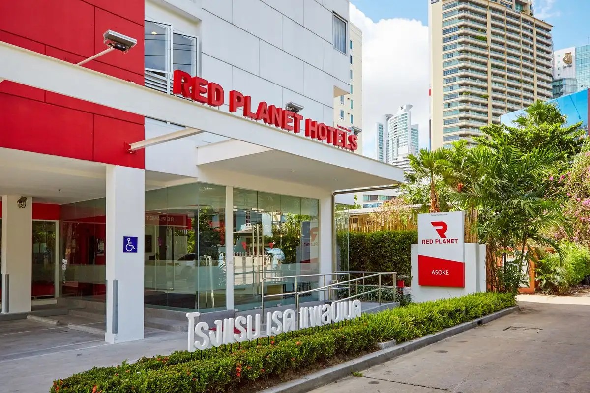 EASY PLANET BANGKOK ASOKE (EX. RED PLANET ASOKE)