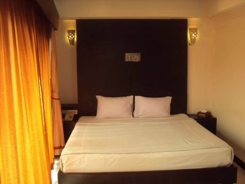 ROYAL EXPRESS INN HUA HIN