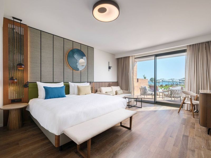 community zone deluxe double 4 swim up sea view  