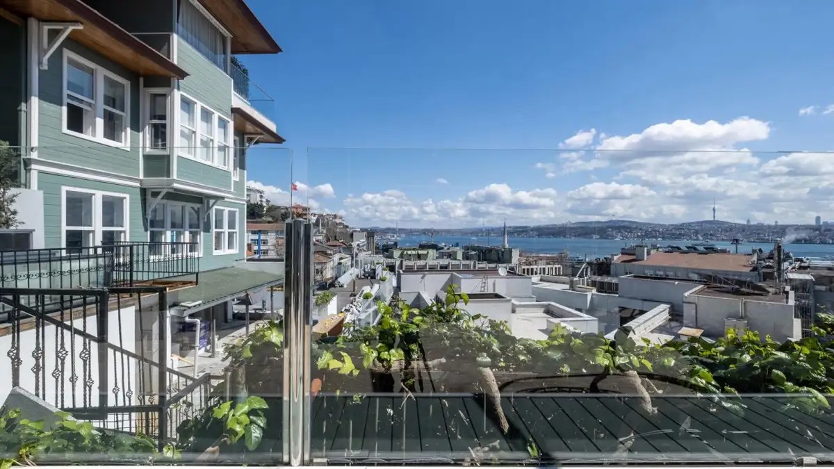 LOOP HOTEL BOSPHORUS ISTANBUL