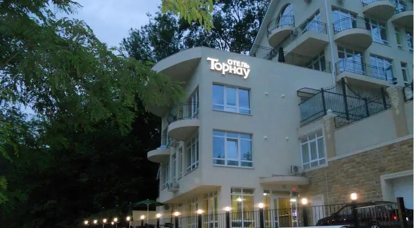ТОРНАУ