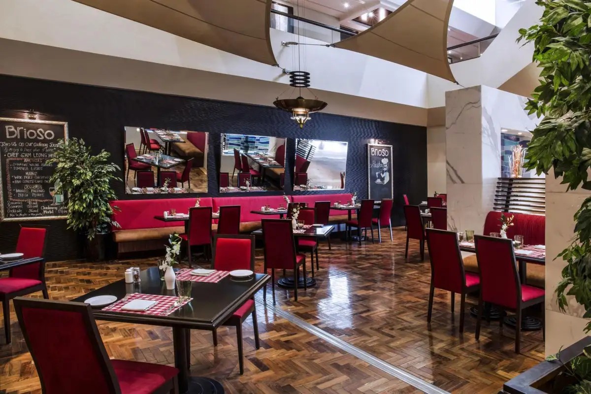 CROWNE PLAZA DUBAI DEIRA