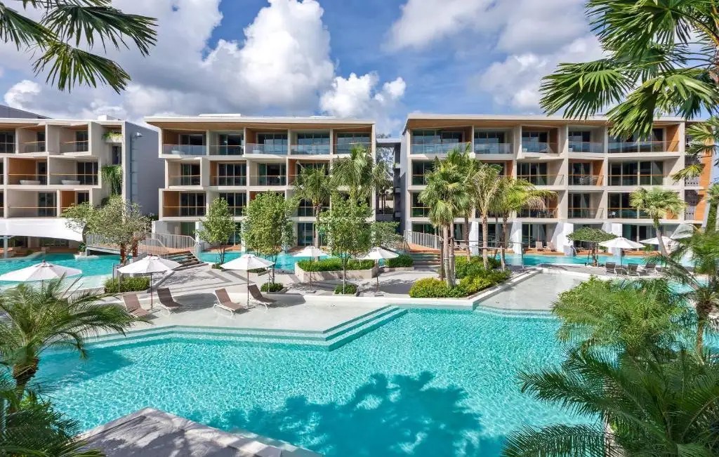 WYNDHAM GRAND NAI HARN BEACH PHUKET