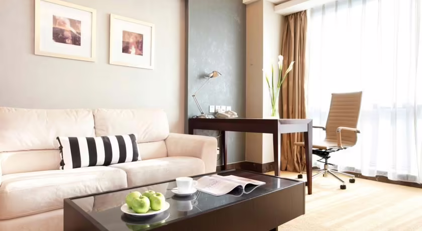 HOLIDAY INN PUDONG NANPU