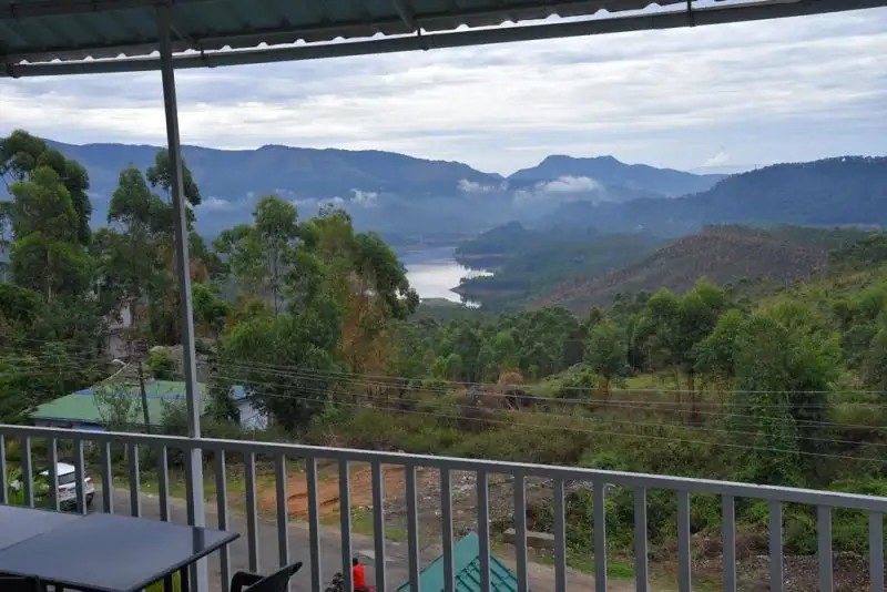 LAKE ZONE HOLIDAY RESORT