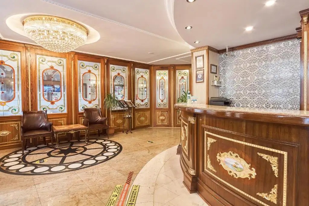 BEST WESTERN EMPIRE PALACE
