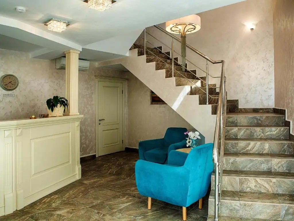 SOCHI BEACH HOTEL (СОЧИ БИЧ ОТЕЛЬ)