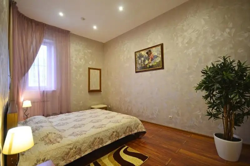 SQ HOTEL