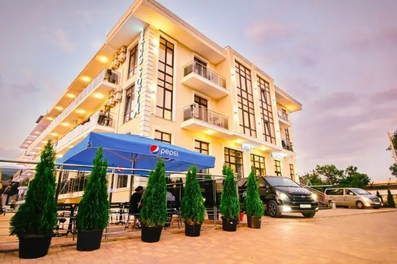 GRAND SOFIA