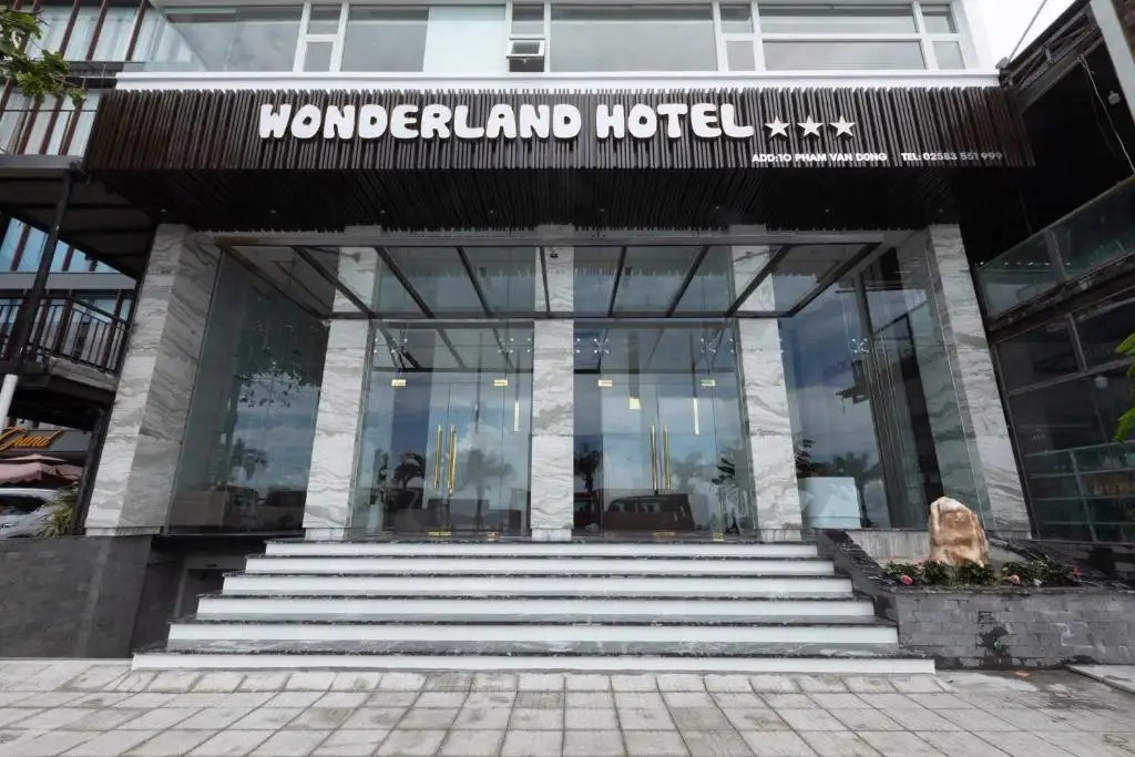 NHA TRANG WONDERLAND HOTEL