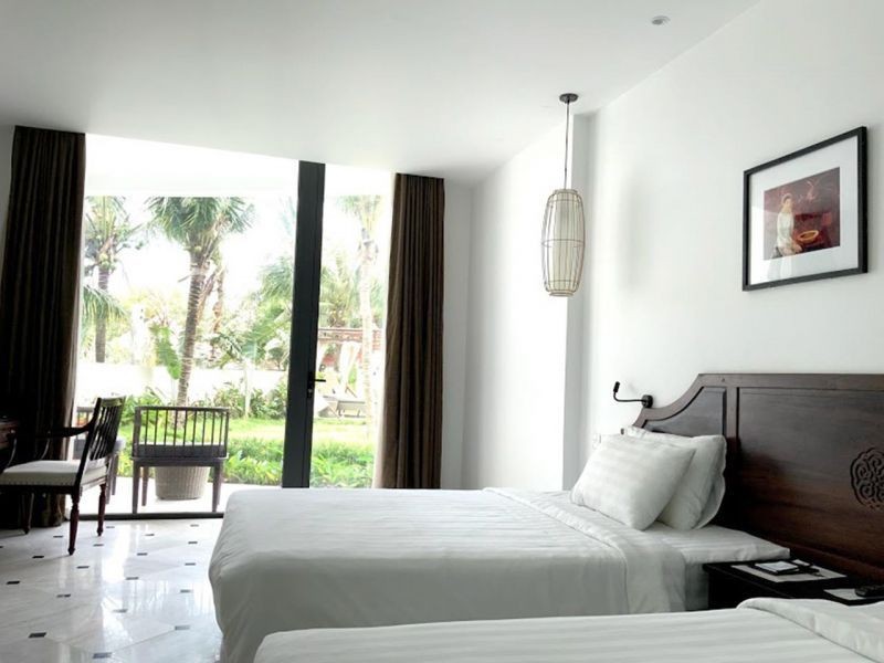 deluxe garden view with balcony