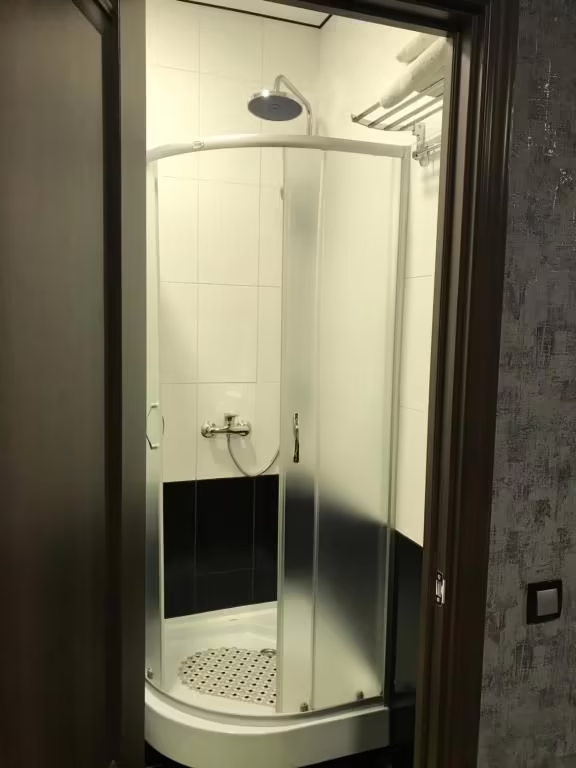 GUEST HOUSE