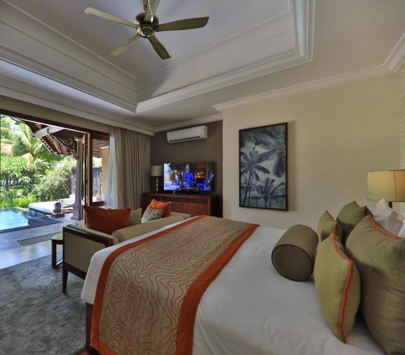 beachfront luxury suite pool villa honeymoon deal