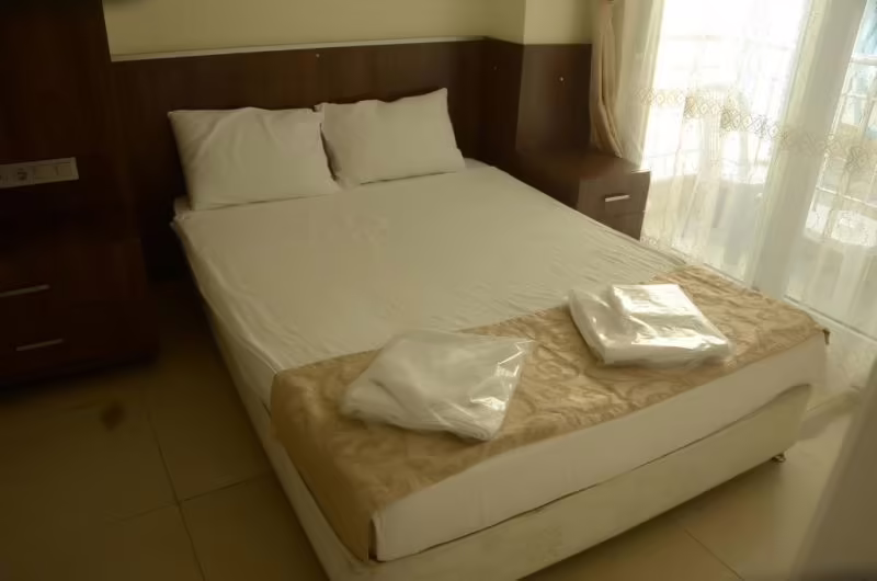 HONORA HOTEL
