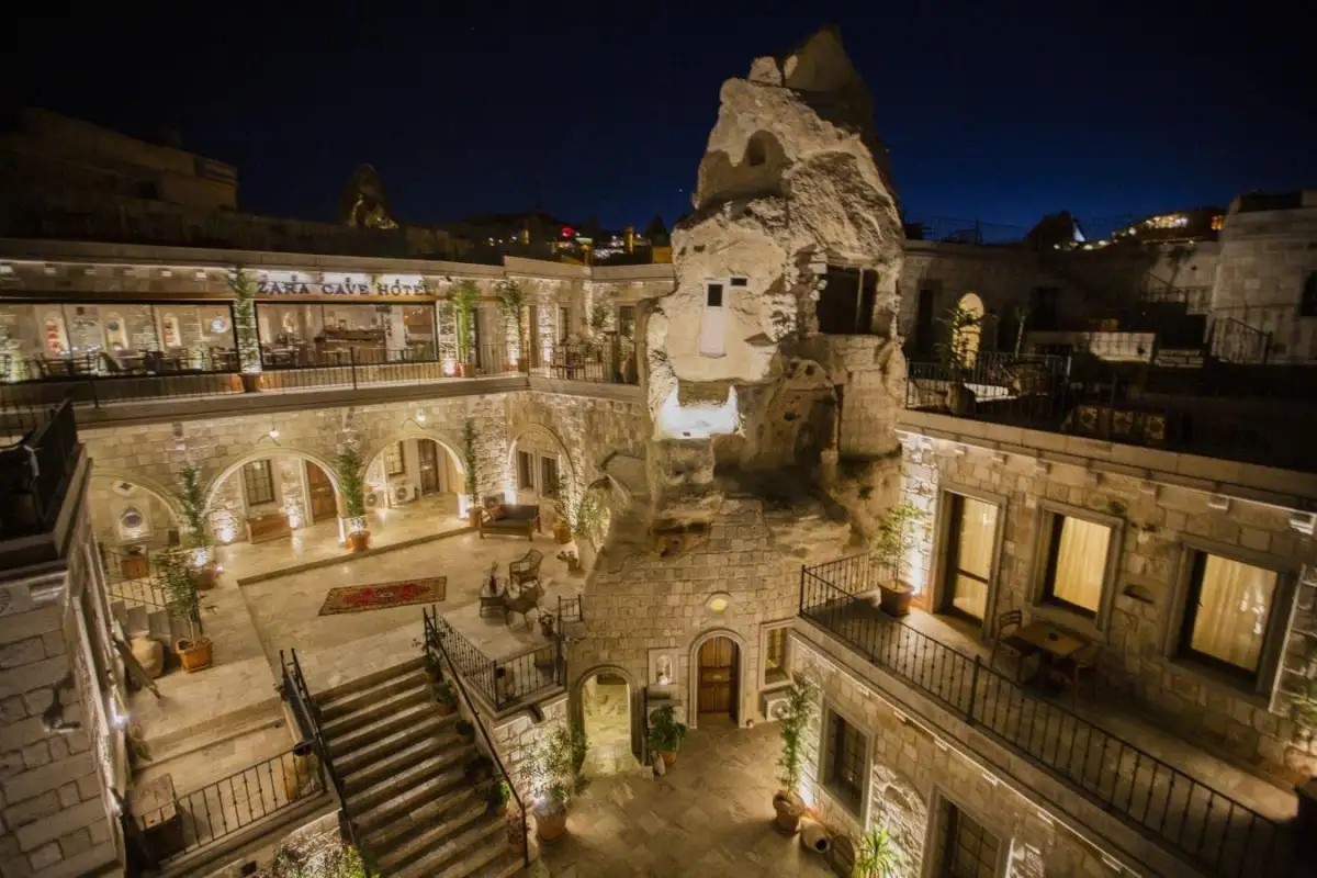 ZARA CAVE HOTEL 