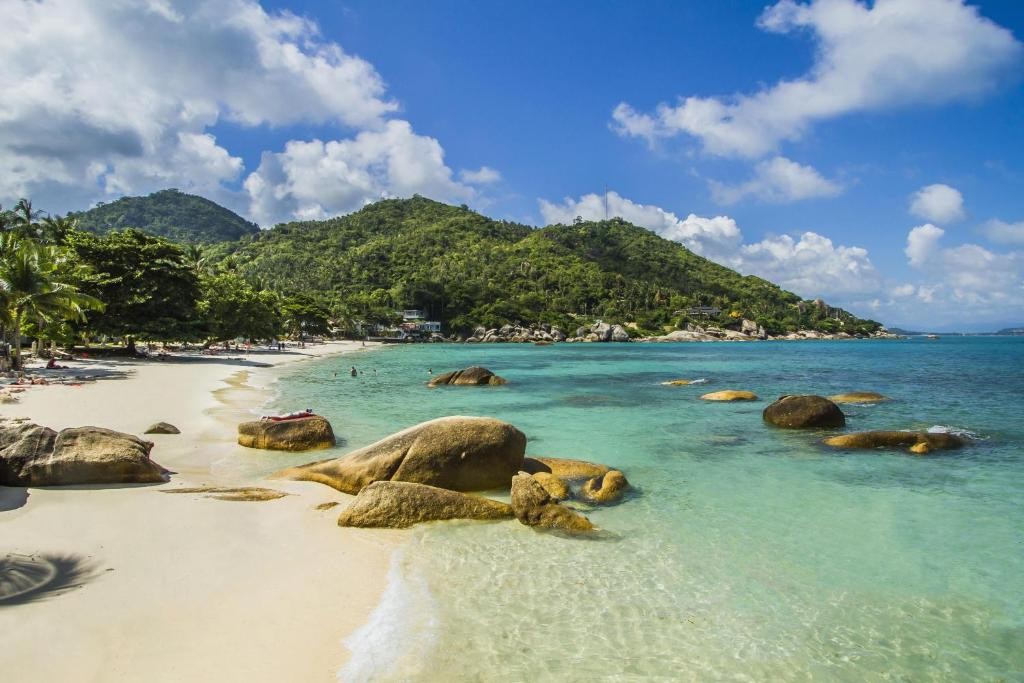 CRYSTAL BAY BEACH RESORT