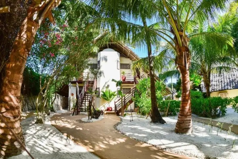 ZOI BOUTIQUE HOTEL (EX. SUNSHINE)