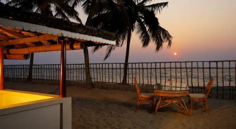 EL OCEANO BEACH VILLAS