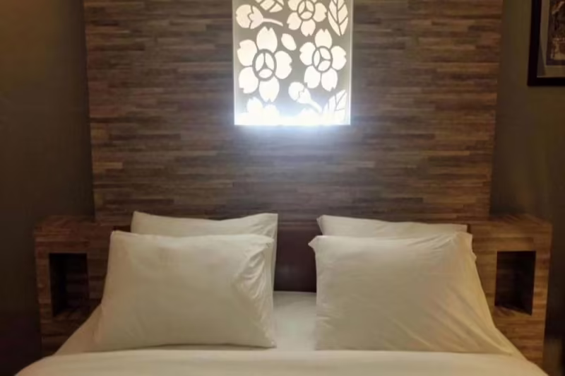 SRIWIPHA BOUTIQUE