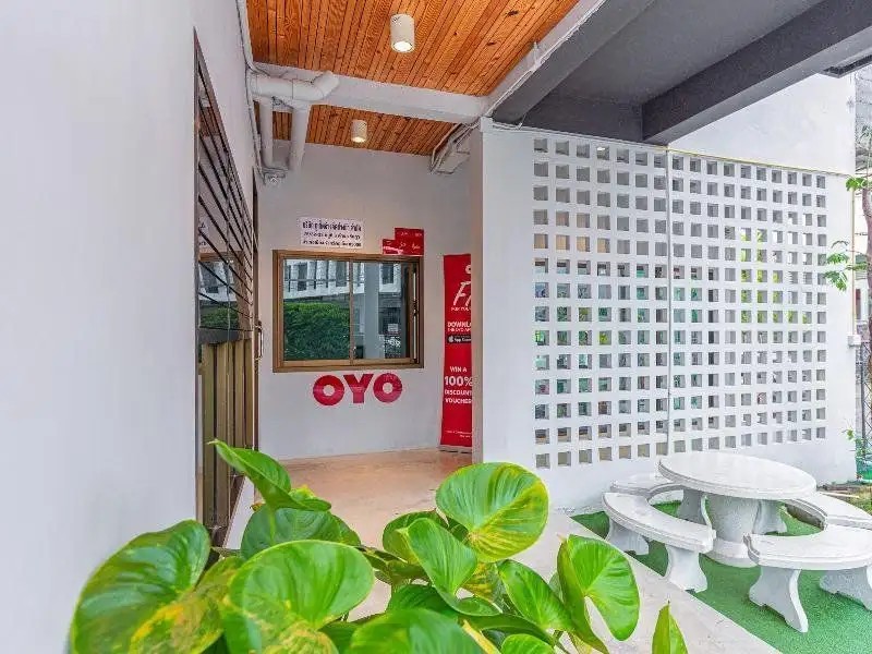 OYO 435 FRAME RESIDENCE