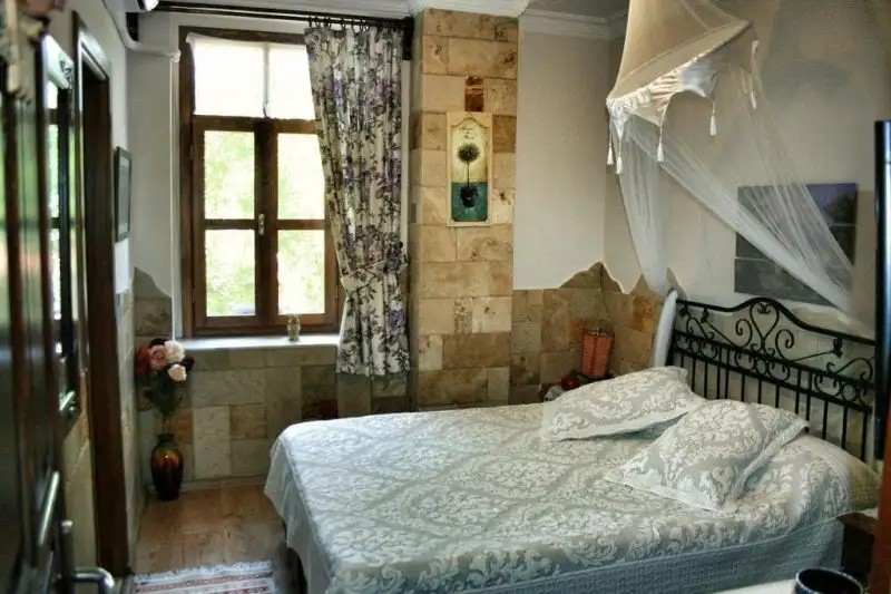 HERAKLES BUTIK OTEL