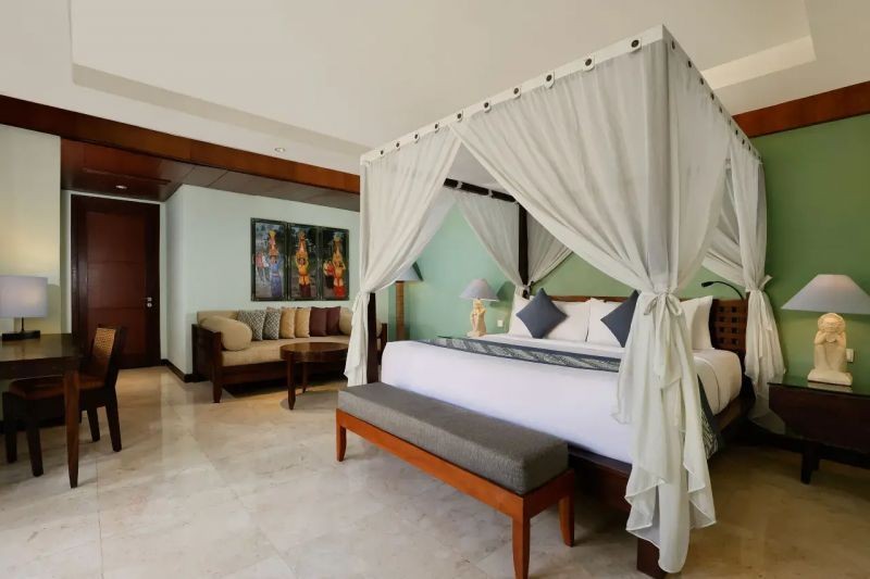 suite pool villa