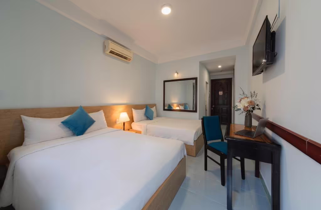 STAR LIGHT HOTEL