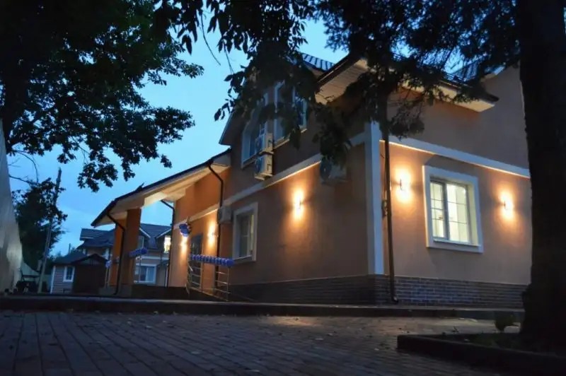 МАЛАНЬИНА ИЗБА