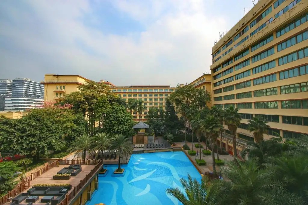 DONG FANG HOTEL GUANGZHOU 